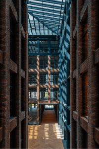 Homines-bouw-awarehouse-kantoorgebouw-parkeerplaats-amsterdam-4